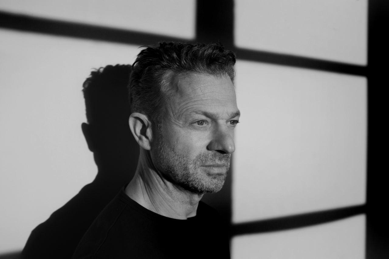 Grzegorz Damięcki – Czuję się Wielobiegunowy