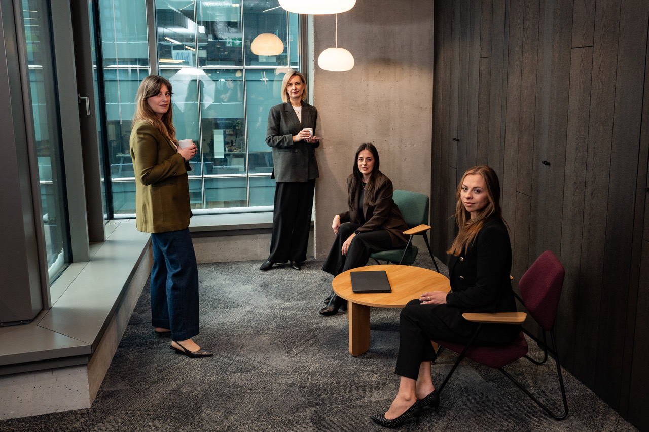 Biuro rachunkowe jako partner biznesowy – dlaczego przedsiębiorcy oczekują dziś czegoś więcej niż tylko rozliczeń